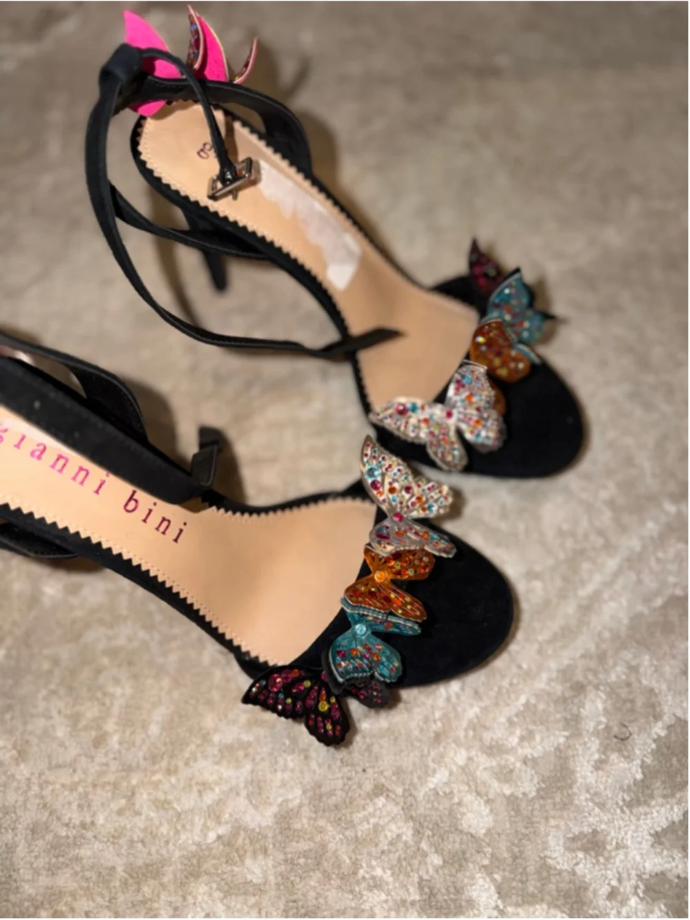 Gianni Bini Black Butterfly Embellished Heels Size 8 NWOT